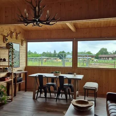 Bosquey Ranch Bed and breakfast 3*